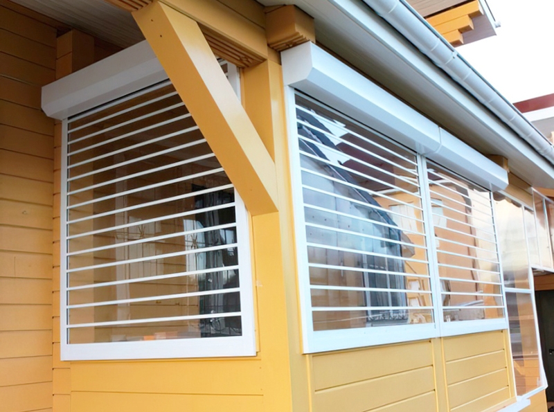 Прозрачные в Благодарном